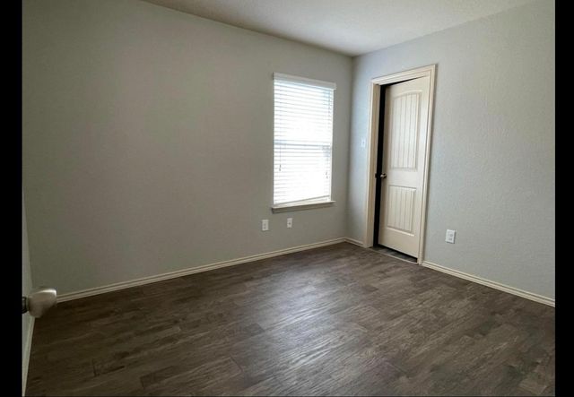 190 Tallow TRL, San Marcos, TX 78666