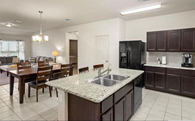 190 Tallow TRL, San Marcos, TX 78666