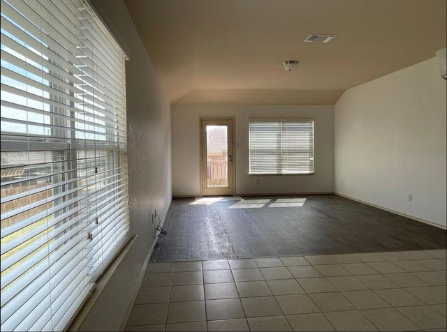 190 Tallow TRL, San Marcos, TX 78666