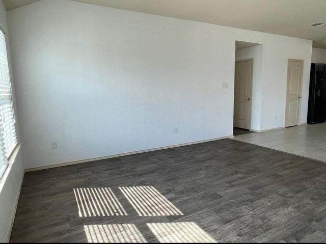 190 Tallow TRL, San Marcos, TX 78666