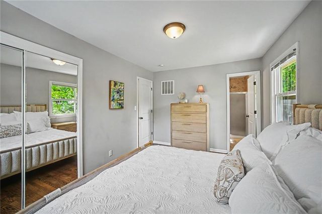 9407 Craig Drive, Overland Park, KS 66212
