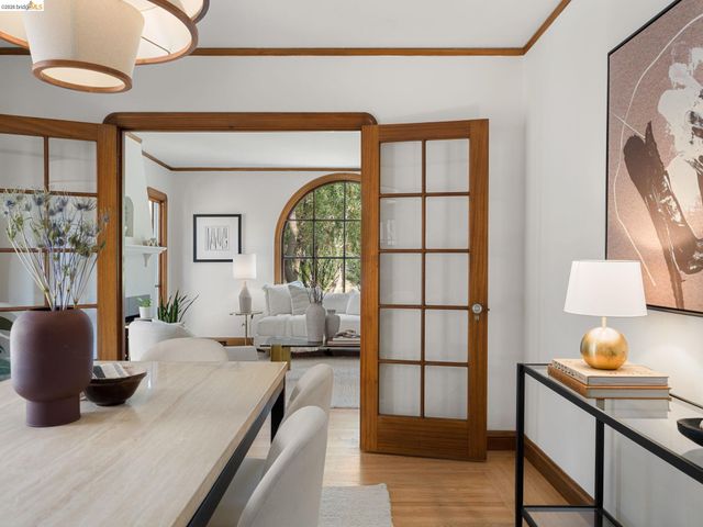 2816 Webster St, Berkeley, CA 94705