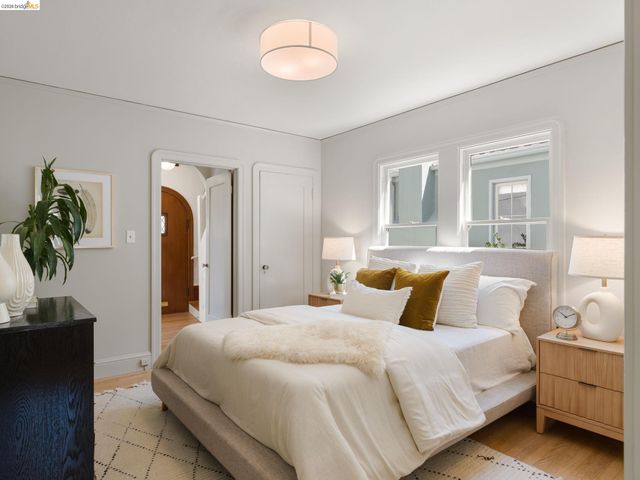 2816 Webster St, Berkeley, CA 94705