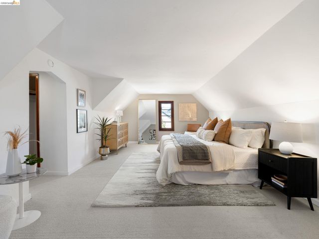 2816 Webster St, Berkeley, CA 94705