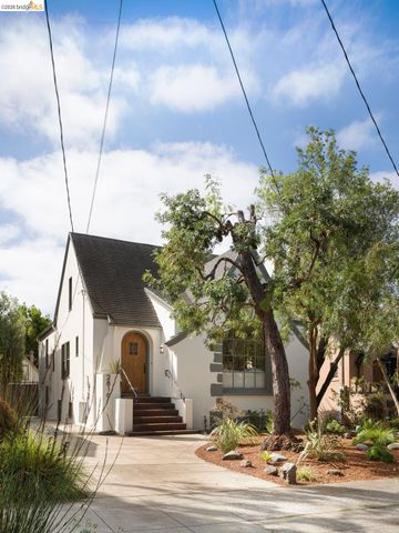 2816 Webster St, Berkeley, CA 94705