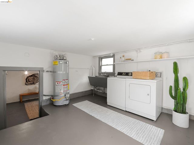2816 Webster St, Berkeley, CA 94705