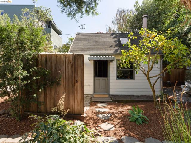 2816 Webster St, Berkeley, CA 94705