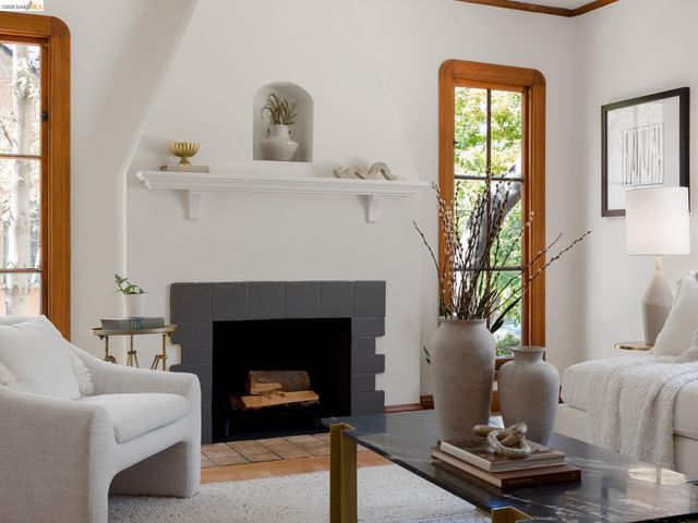 2816 Webster St, Berkeley, CA 94705