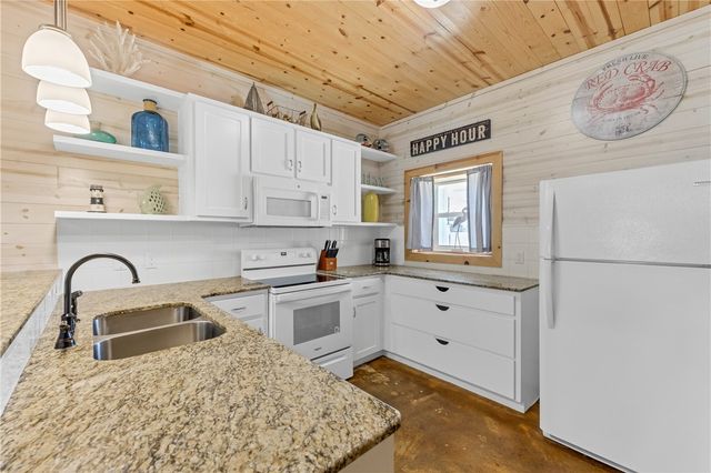 2120 S 11th St. Unit 602, Port Aransas, TX 78373