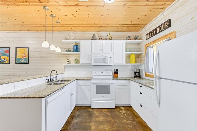 2120 S 11th St. Unit 602, Port Aransas, TX 78373