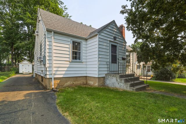 88 Englewood Avenue, West Hartford, CT 06110