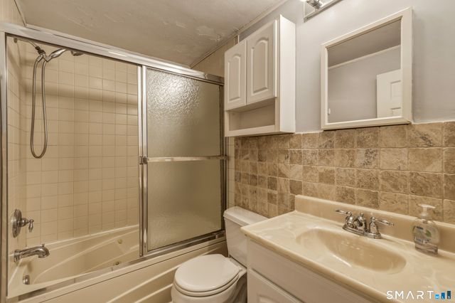 88 Englewood Avenue, West Hartford, CT 06110