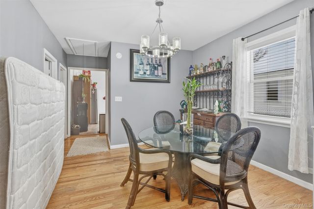 10 Maple Avenue N, Loch Sheldrake, NY 12779