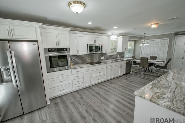 6407 Donnybrook Ave, Greenwell Springs, LA 70739