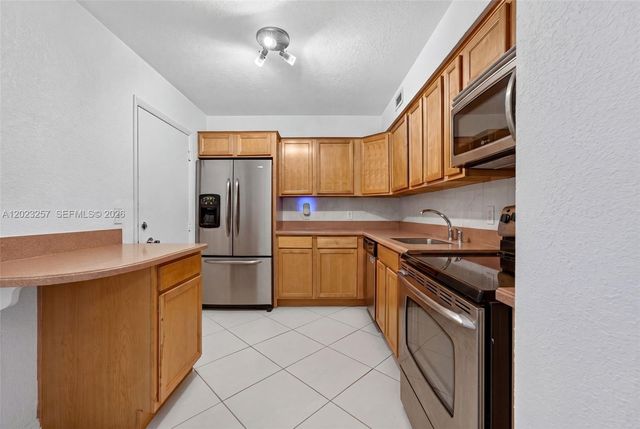 6770 Indian Creek Dr 5D, Miami Beach, FL 33141