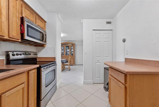 6770 Indian Creek Dr 5D, Miami Beach, FL 33141