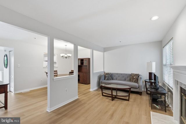 3210 FOREST RUN DR, District Heights, MD 20747