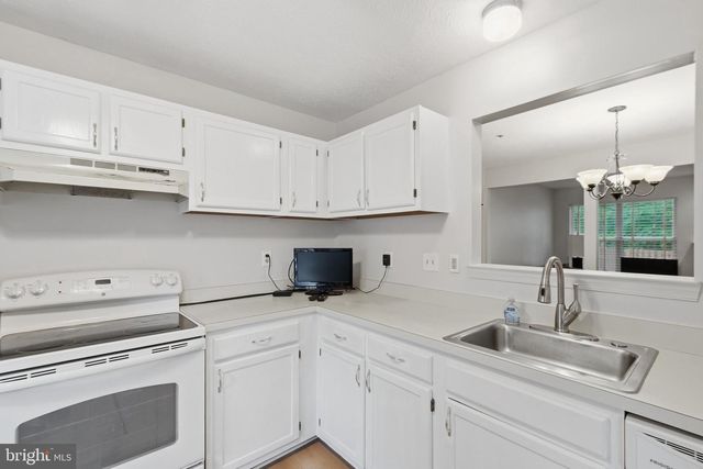 3210 FOREST RUN DR, District Heights, MD 20747