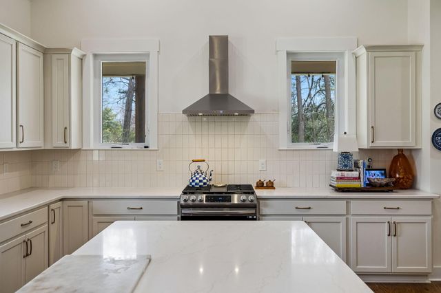 1395 Sawyer Cemetery Road, Signal Mountain, TN 37377