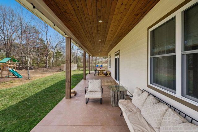 1395 Sawyer Cemetery Road, Signal Mountain, TN 37377