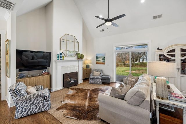 1395 Sawyer Cemetery Road, Signal Mountain, TN 37377