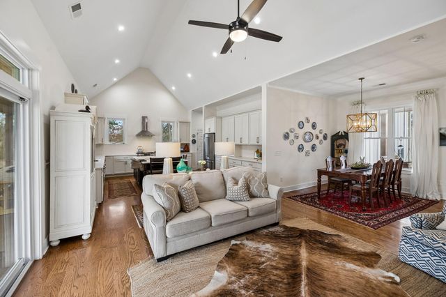 1395 Sawyer Cemetery Road, Signal Mountain, TN 37377