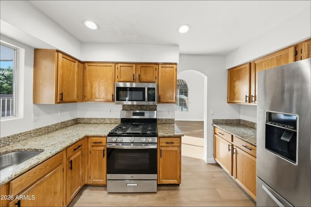 3357 E WINDSONG Drive, Phoenix, AZ 85048