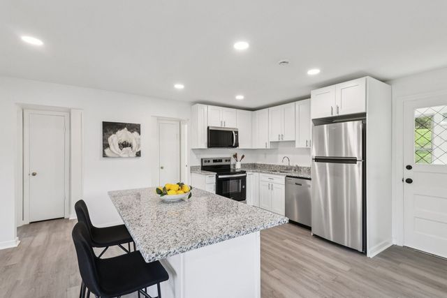 1885 Beulah ROAD, Churchill Boro, PA 15235