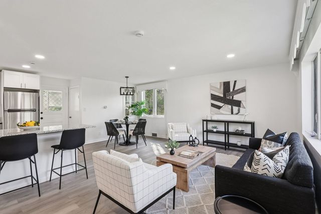 1885 Beulah ROAD, Churchill Boro, PA 15235
