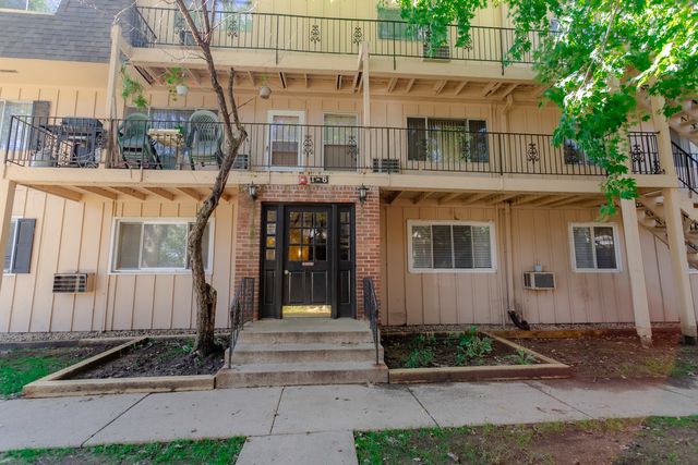 2406 Algonquin Road 4, Rolling Meadows, IL 60008