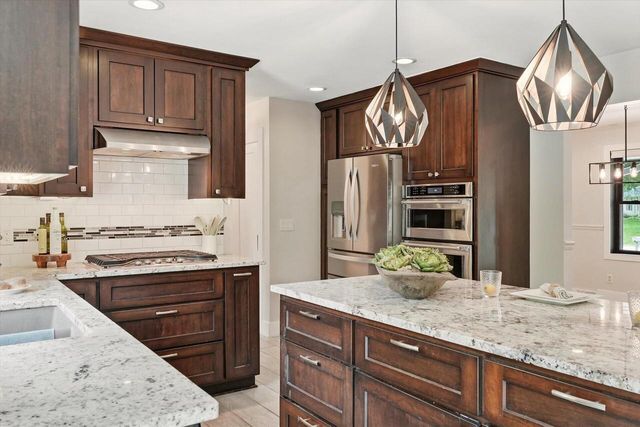 W140S7444 Settler WAY, Muskego, WI 53150