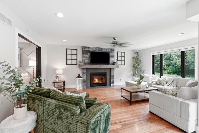 W140S7444 Settler WAY, Muskego, WI 53150