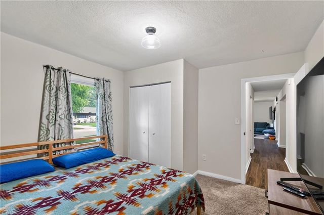 37 Londonshire TER, Hampton, VA 23666