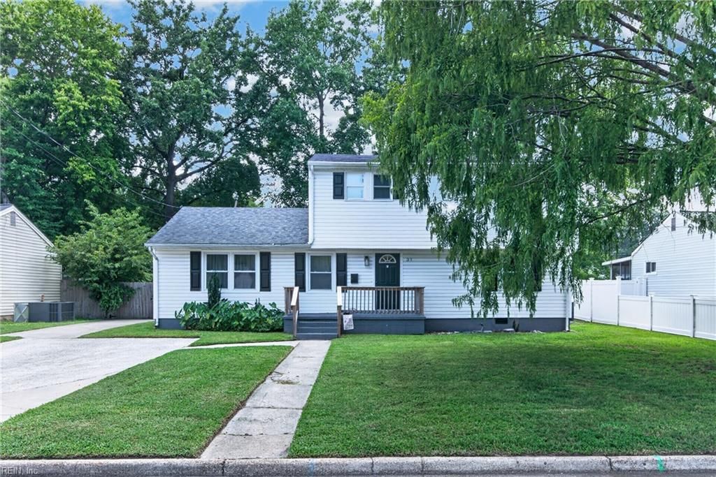 37 Londonshire TER, Hampton, VA 23666