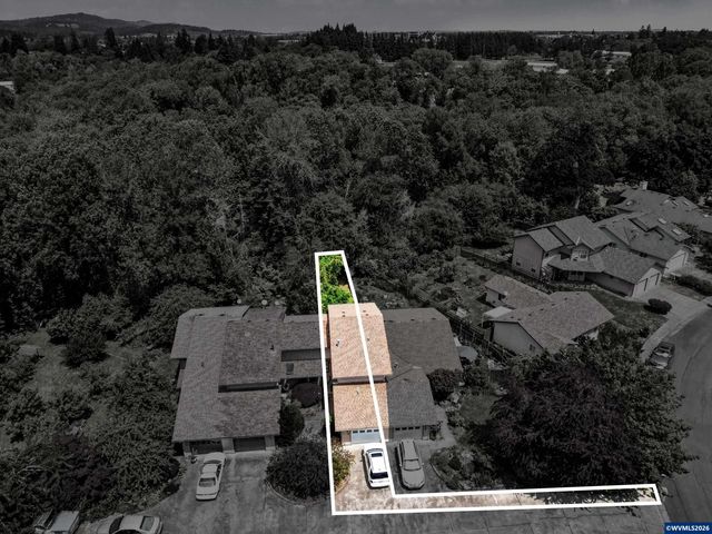 1674 SW Country Club Pl, Corvallis, OR 97330
