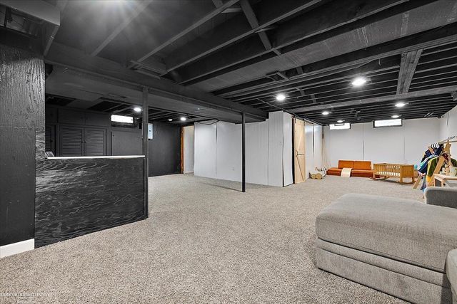 21400 Centennial Street, St Clair Shores, MI 48081