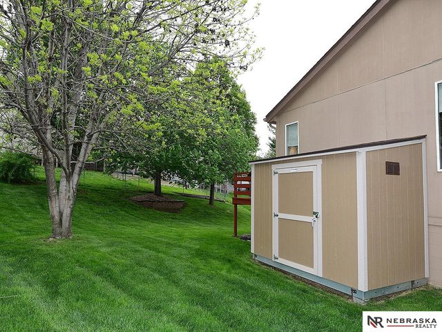 20218 Cleveland Circle, Omaha, NE 68022