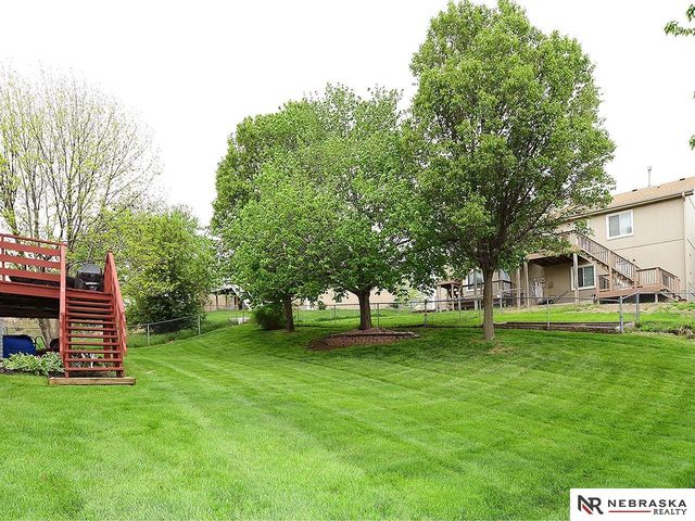 20218 Cleveland Circle, Omaha, NE 68022
