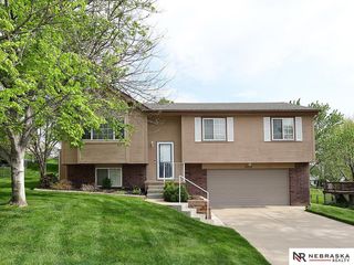 20218 Cleveland Circle, Omaha, NE 68022