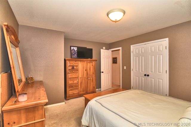 1635 N Greenwood Place, Tulsa, OK 74106
