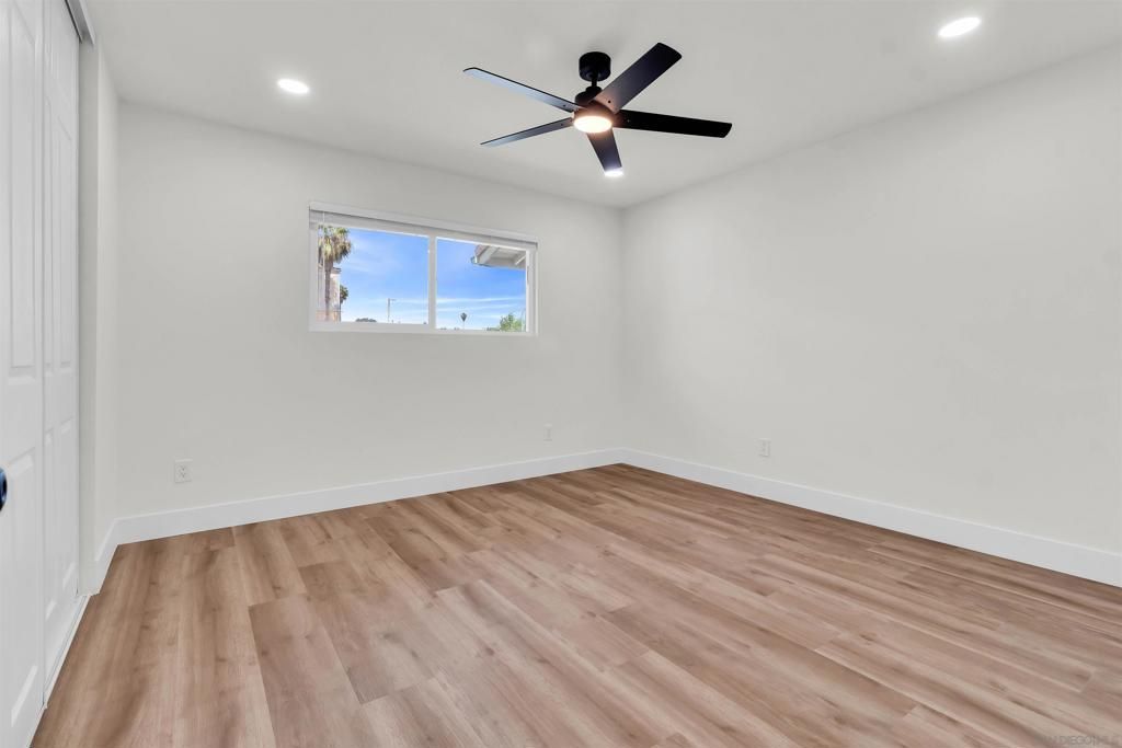 Image 14 of property listing at 514 Debra Pl, San Marcos, CA 92078