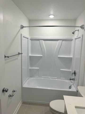 2704 PIONEER TRAIL, Eagle Lake, FL 33839