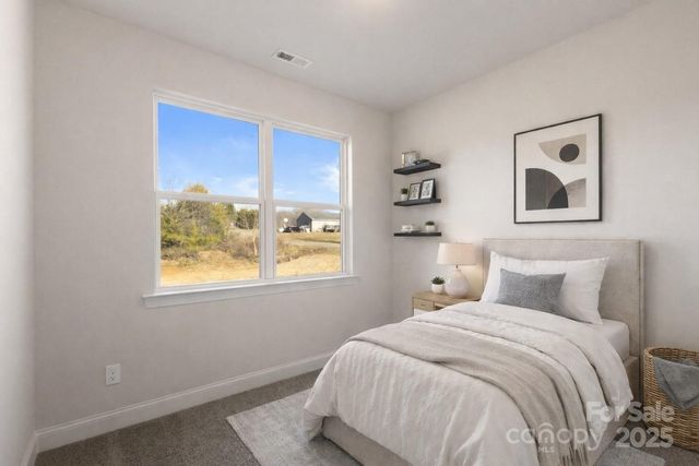 103 Willies Lane, Olin, NC 28660