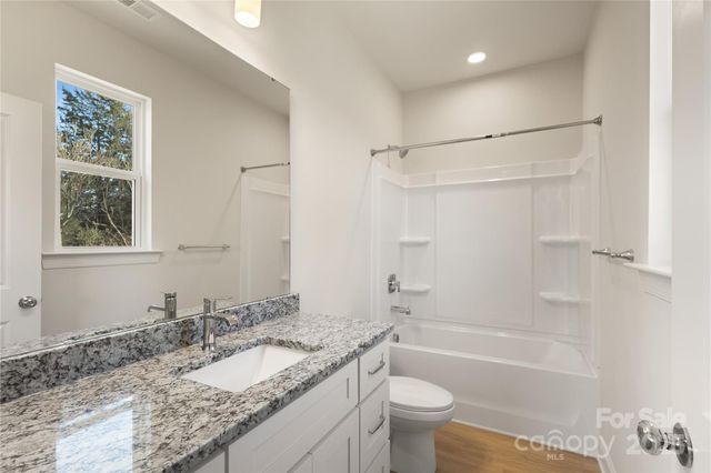 103 Willies Lane, Olin, NC 28660