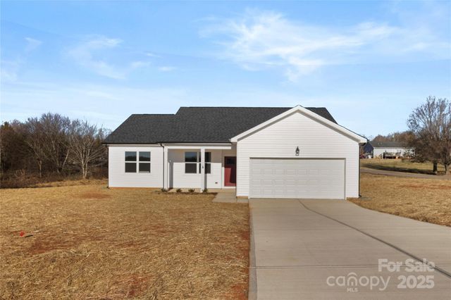 103 Willies Lane, Olin, NC 28660