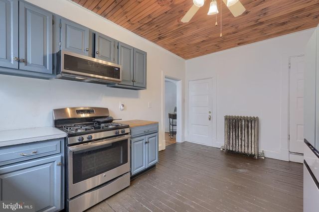 26 RACE AVE, Lancaster, PA 17603