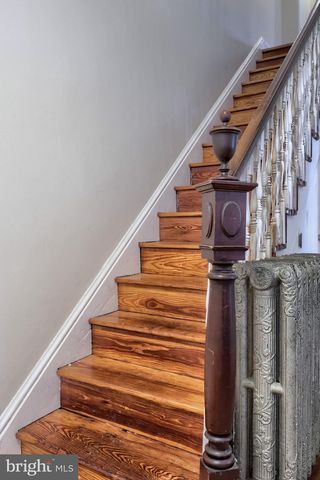 26 RACE AVE, Lancaster, PA 17603