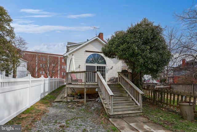 26 RACE AVE, Lancaster, PA 17603