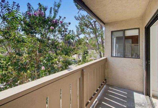 9849 Caminito Marlock 26, San Diego, CA 92131