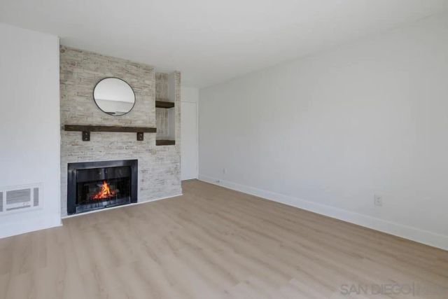 9849 Caminito Marlock 26, San Diego, CA 92131